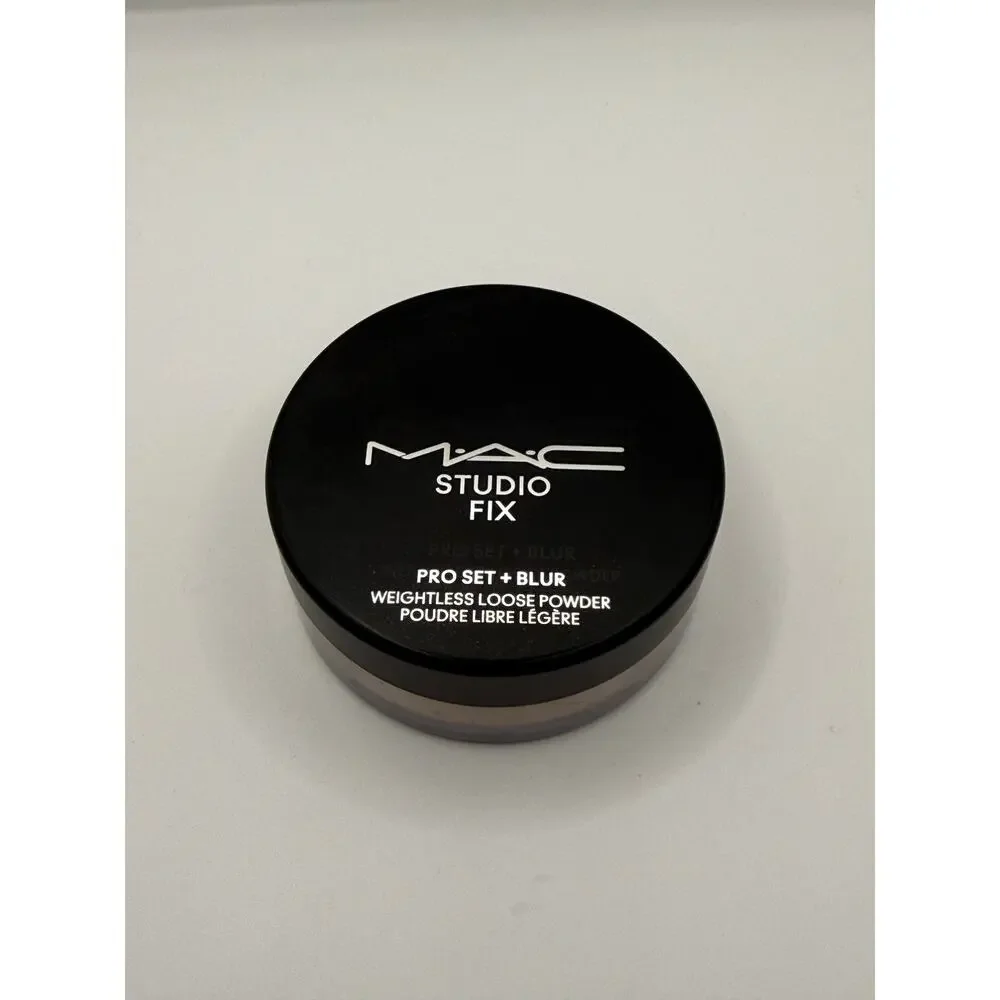 MAC Studio Fix Pro Set + Blur Powder Foundation Medium Deep